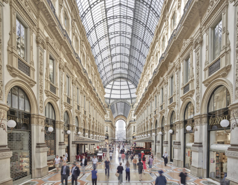 Galleria Vittorio Emanuele II , Milano, Italy