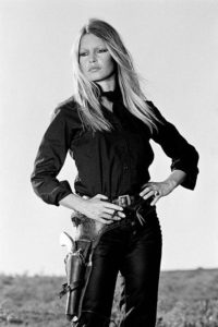 Brigitte Bardot (Holster Hip)