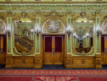 Grand Foyer, Colonial Theatre