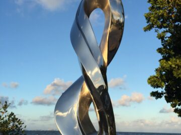 INFINITY (OUTDOOR MONUMENTAL)