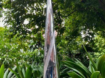 ENCANTO OUTDOOR MONUMENTAL