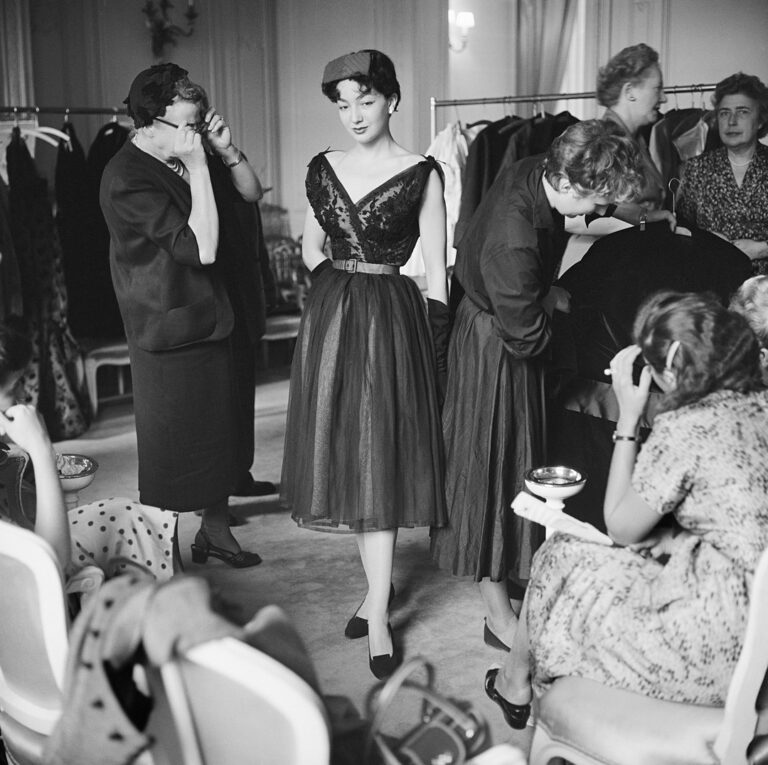 Dior, Mauvette in Lace With Buyer