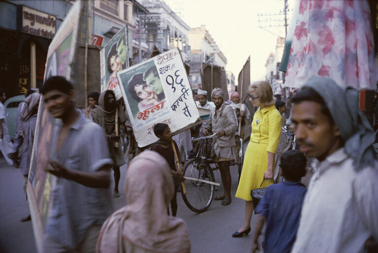 Tiger Morse in Yellow Suit, Street 02