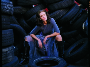 Julia Roberts Tires, NYC