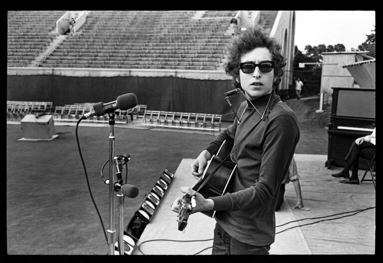 Bob Dylan, Acoustic Guitar, Forest Hills Soundcheck