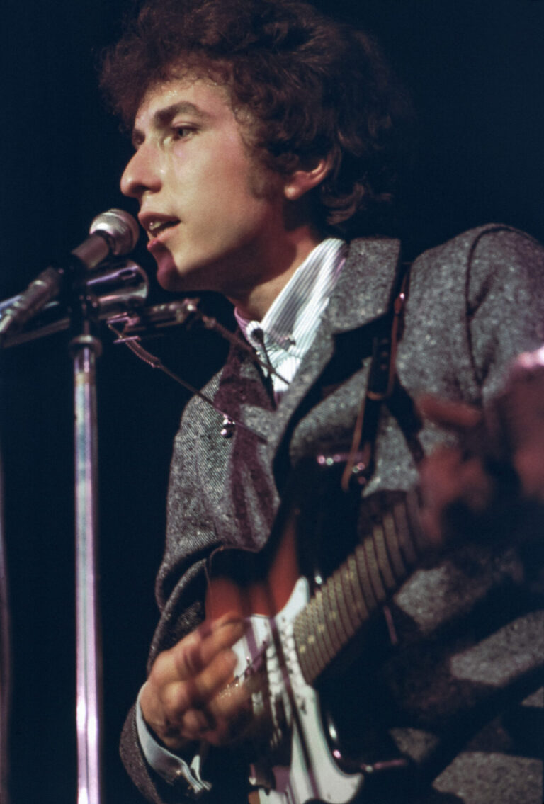 Bob Dylan At Carnegie Hall NYC - 640828-17-5