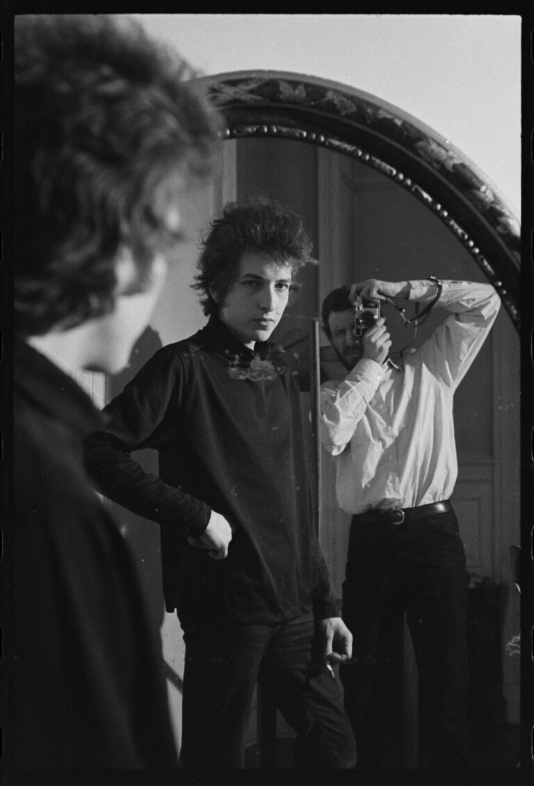 Bob Dylan & Daniel Kramer, at Albert Grossman's Apartment, In Mirror, NYC