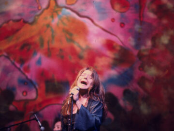 Janis Joplin, Performing at Fillmore East NYC (1)