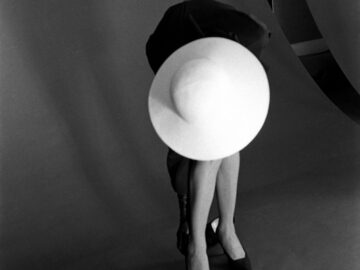 Behind the Scenes, Francoise Fixing Shoe