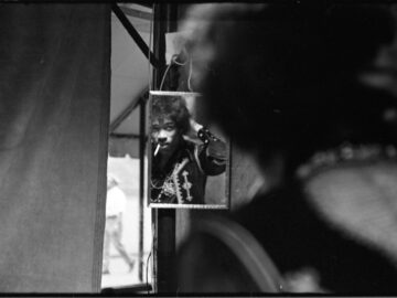 Jimi Hendrix, Mirror Image