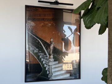LaGuarida2 (Framed)