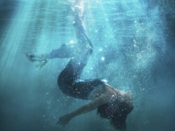 THE SIREN