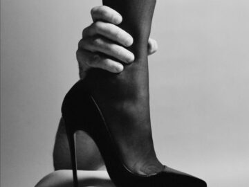 Hand on Heel II