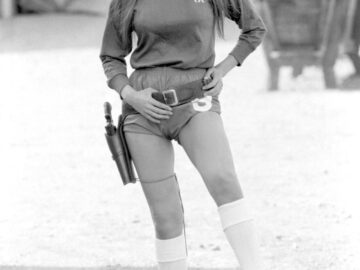 Raquel Welch Wearing a Chelsea FC